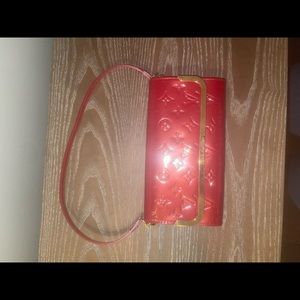 Louis Vuitton Vernis Rossmore MM Amarante